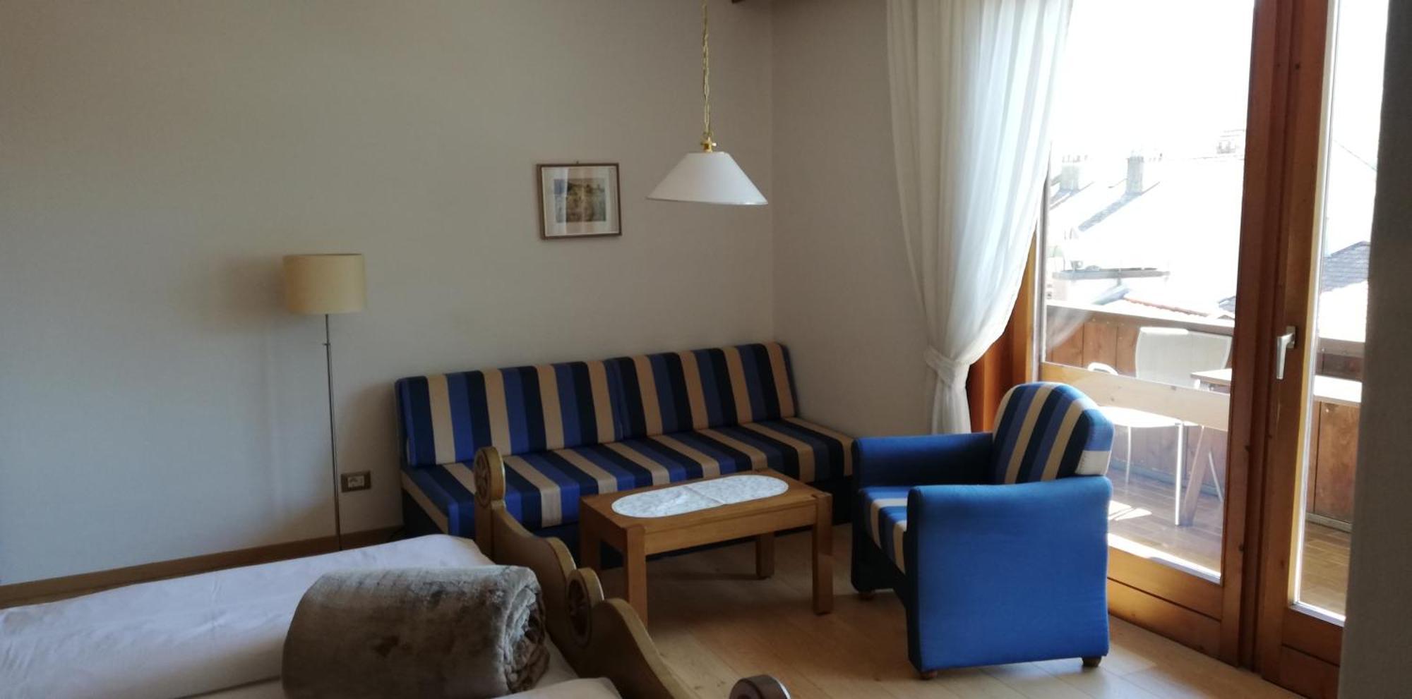 Ferienwohnungen St Hippolyt Mit Hallenbad Lagundo Exteriör bild